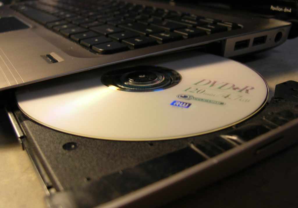жёсткий диск вместо DVD в ноутбуке